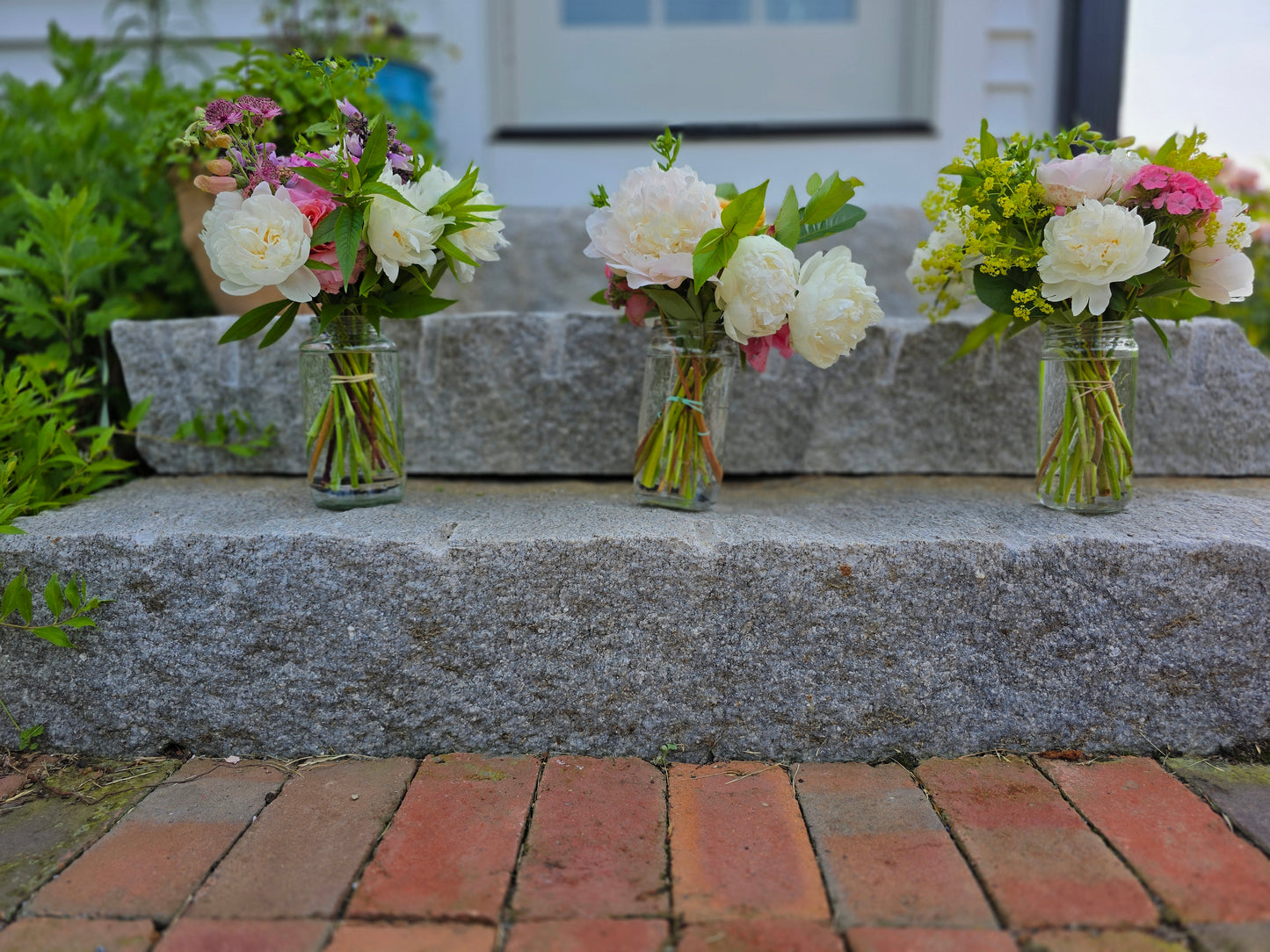 💐 Gorgeous Spring Bouquet Subscription