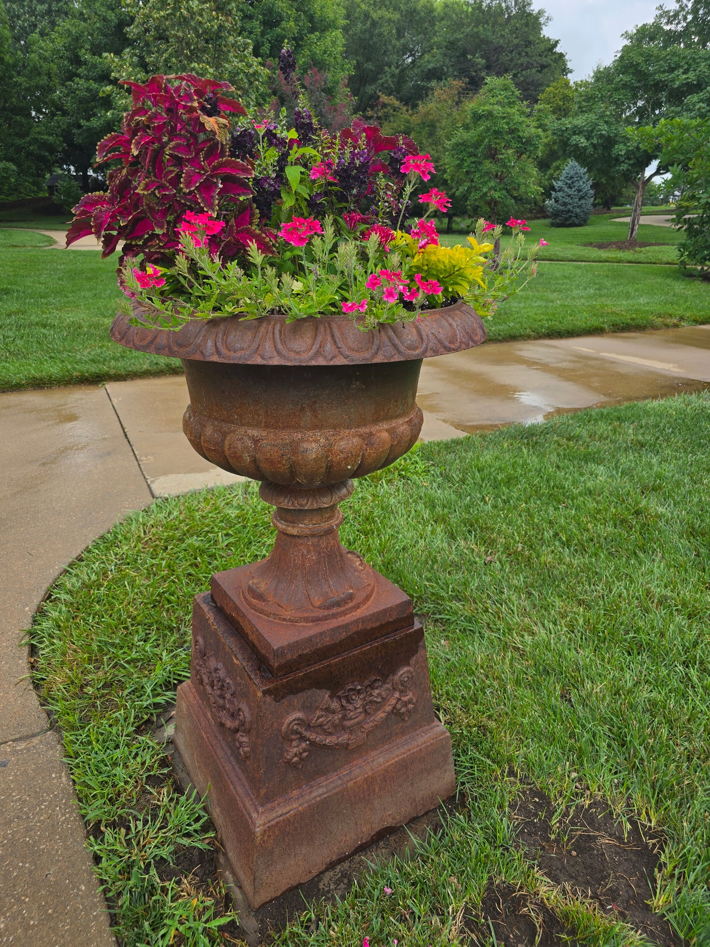 Seasonal Container Styling