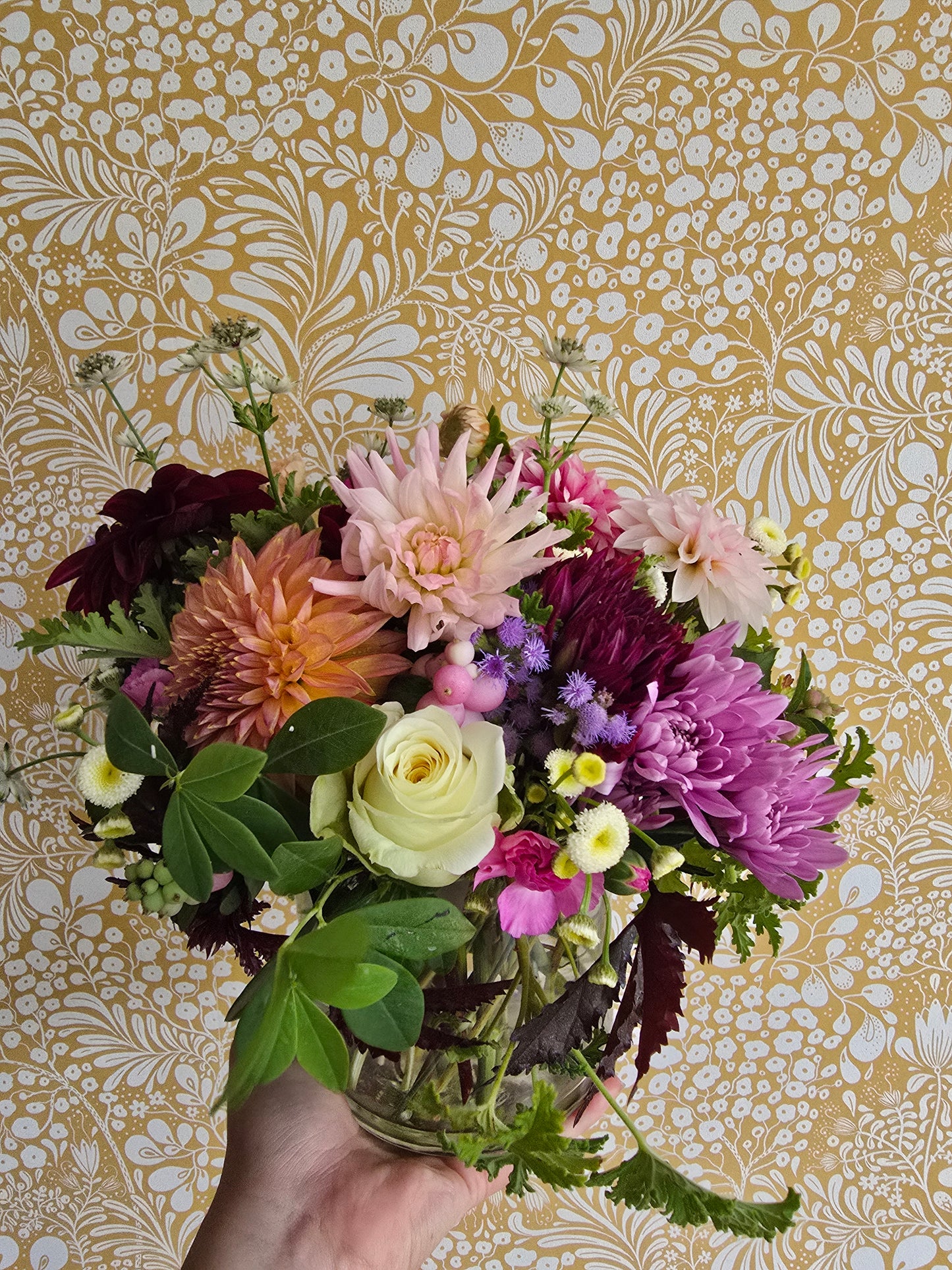 Flower Arranging Workshop: Summer Centerpieces