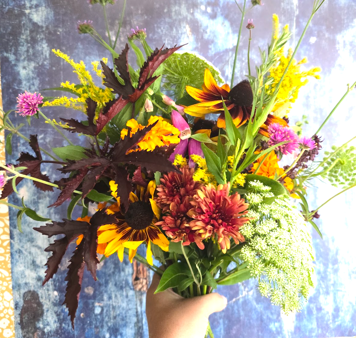 Peak Summer Flower Subscription (Dahlias, Roses & More)